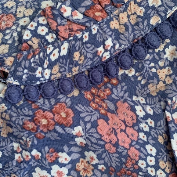 BLUE Floral Lace Collar Top Small - Picture 3 of 4